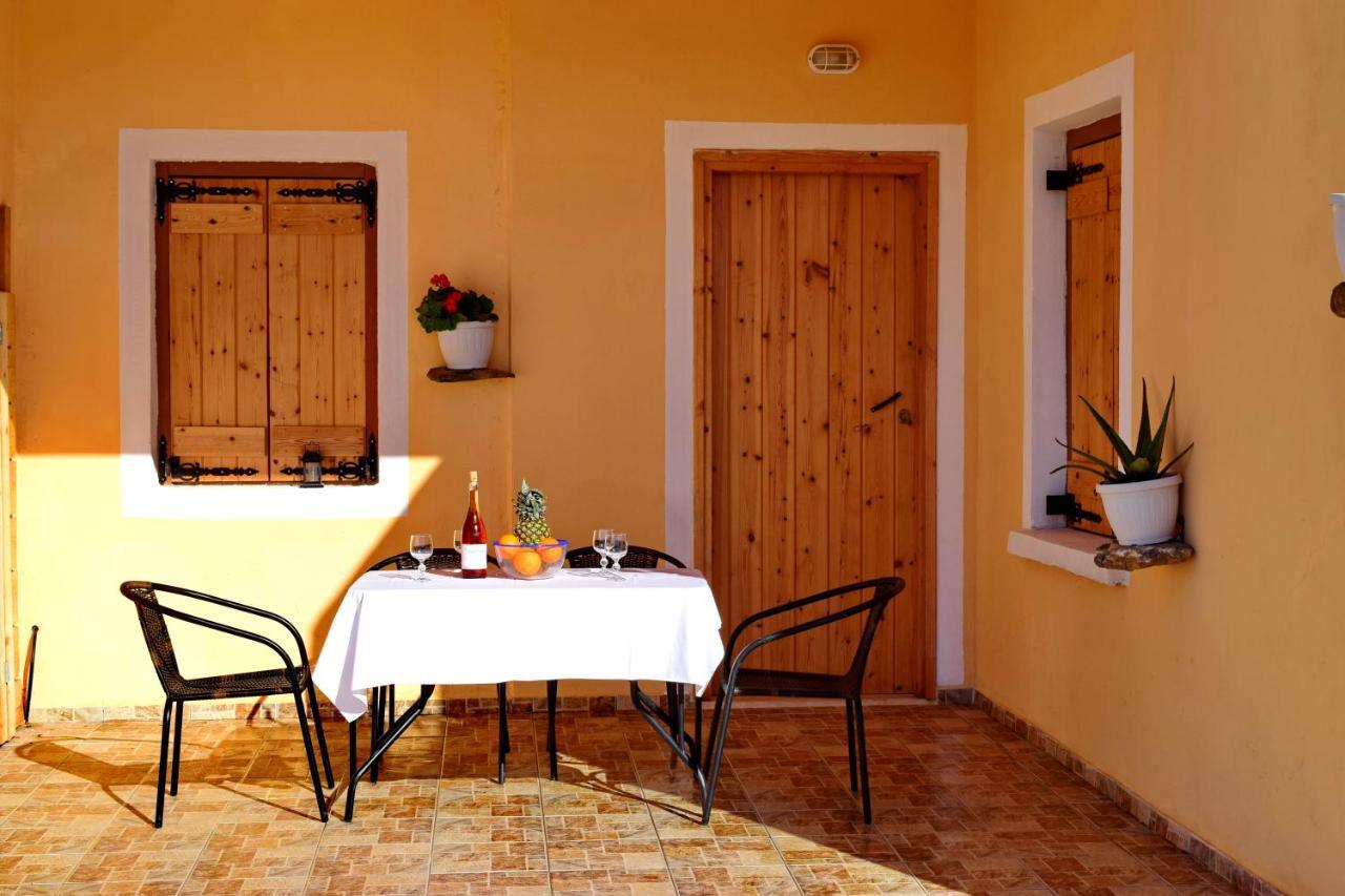 White Lake Holiday House Елафониси Стая снимка